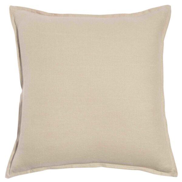 Coussin Maisons du Monde beige carré en lin lavé sur un canapé