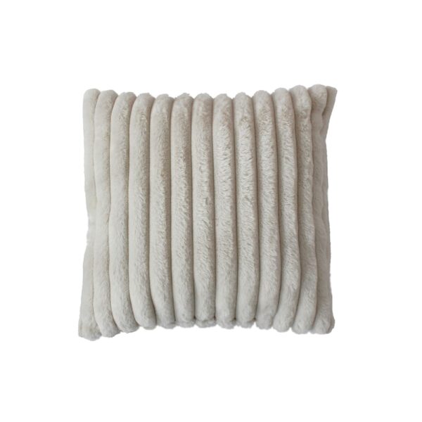 Coussin Enjoy Home SELA beige en imitation fourrure côtelée sur deux faces