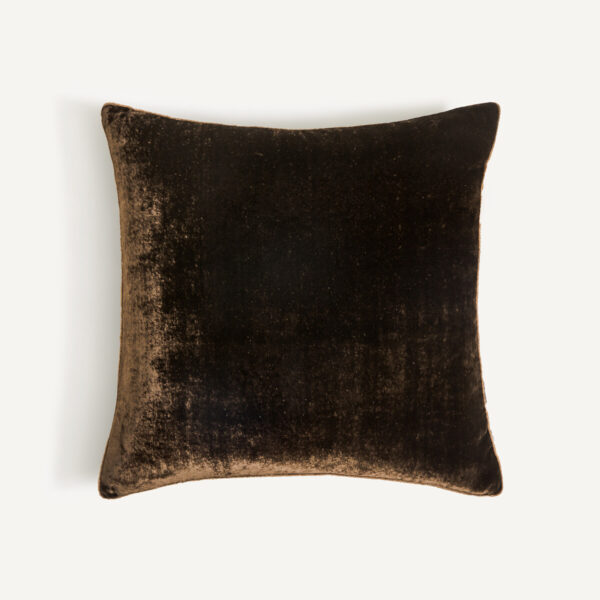Coussin AM.PM Vezina en panne de velours avec bourdon contrastant