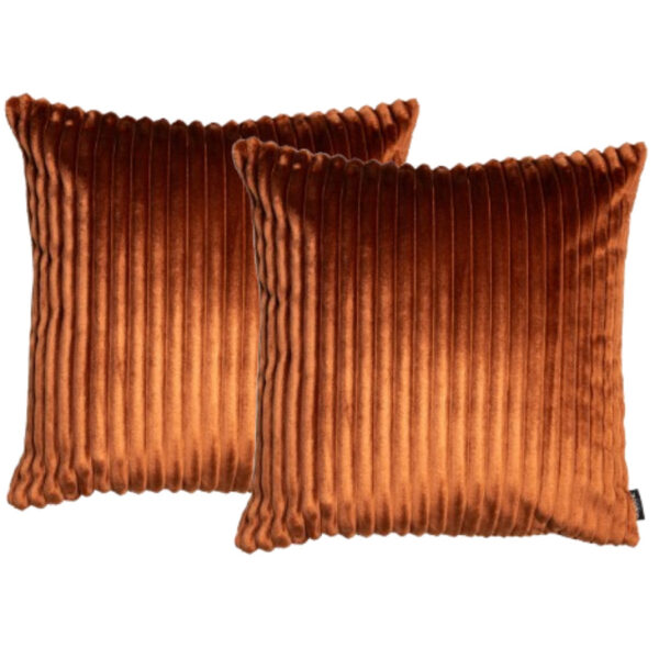 Coussins BOBOCHIC OSLO orange carrés en velours côtelé, présentés par lot de deux
