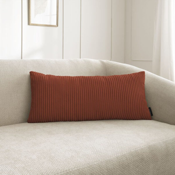 Coussins BOBOCHIC STOCKHOLM terracotta bifaces en velours, format allongé