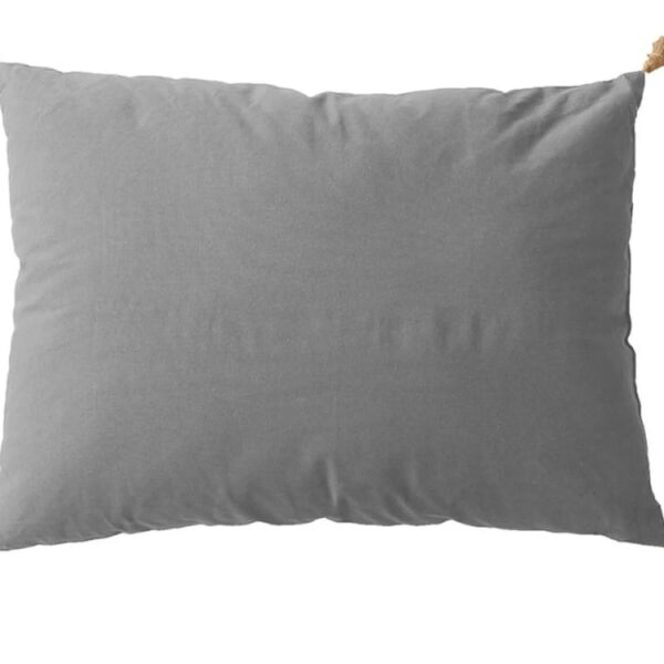 Coussin Home Maison à pompons gris clair, coton et finitions en jute