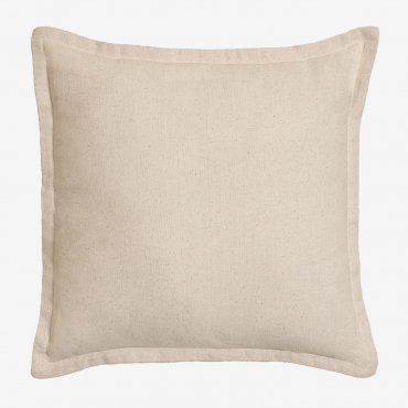 Coussin carré Kerpen beige crème avec housse en coton et forme carrée