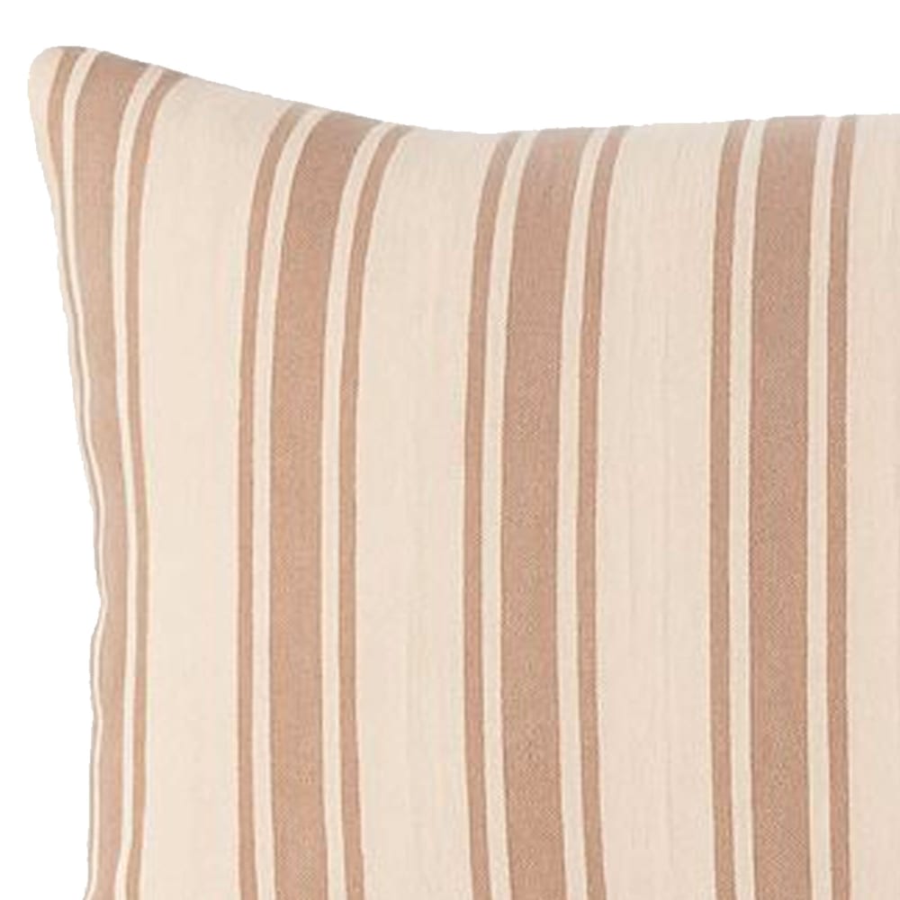 Coussin Wadiga allongé en coton à rayures beige et vieux rose — vue 3