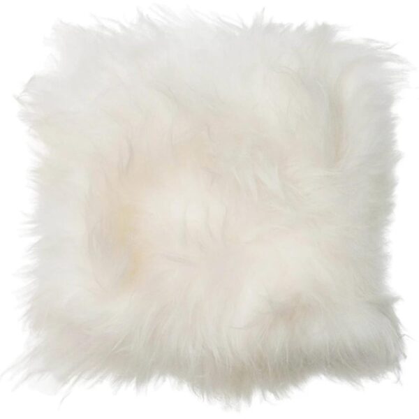 Coussin islandais Maison Thuret blanc en peau de mouton à l’aspect duveteux