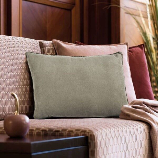 Coussin The Deco Factory SUEDEN taupe uni au toucher suédine, format rectangulaire