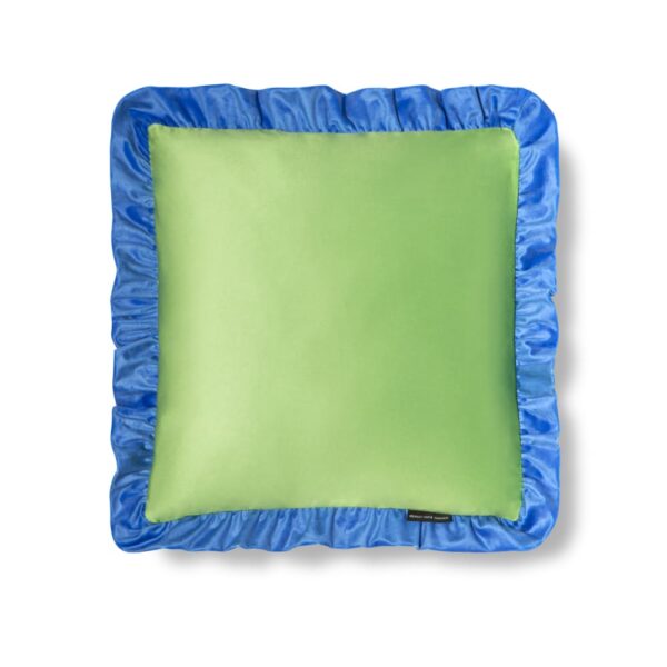 Coussin RNT by Really Nice Things en velours imprimé avec volant plissé