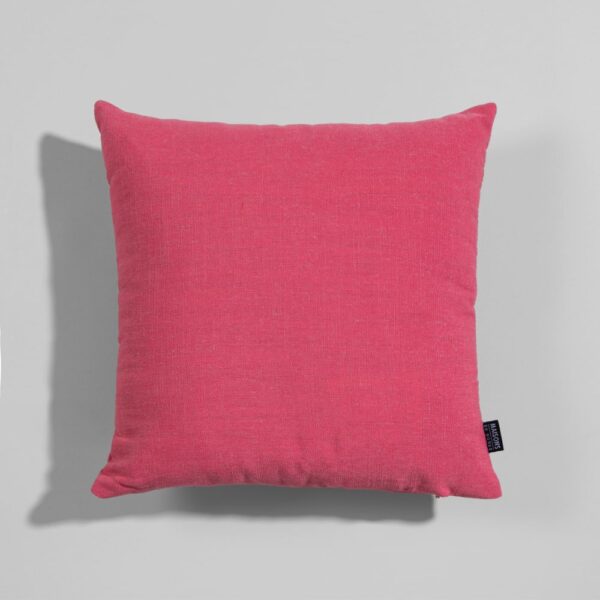 Coussin uni Basic Maisons du Monde carré rose vif à tissage effet lin