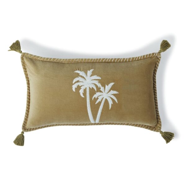 Coussin Febronie Oasis Velours sable en velours brodé avec pompons ton sur ton