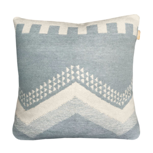 Coussin Zig Zag Fun bleu de Malagoon, format annoncé de 50 x 50 cm
