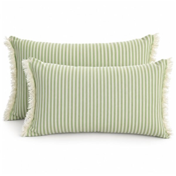 Lot de deux coussins en coton NIYLO verts, format 50 x 30 cm